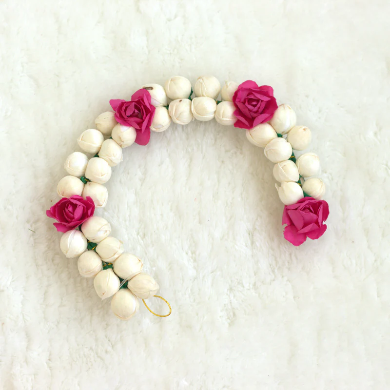 Flexible Two Line Mogra with Rose Artificial Hair Bun
